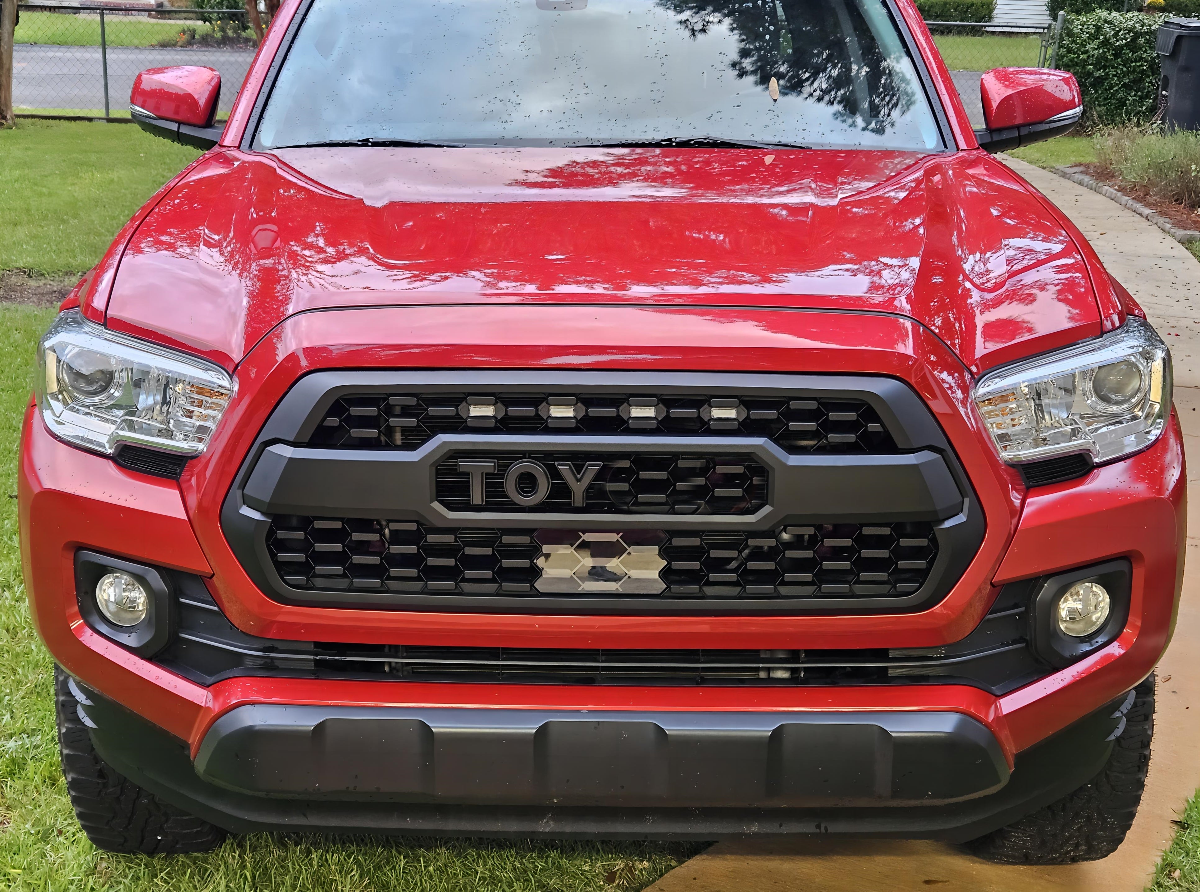 Tacoma タコマ　TRDproフロント　グリル　2016以降 2016-2023 Tacoma Trd Pro Grille – KOK Auto Parts